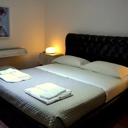 La Terrazza Sul Duomo Panzió Reggio di Calabria